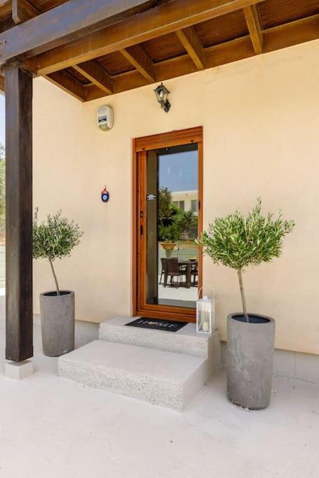 Olive Garden Villa Chania Chrissi Akti Chania Exterior foto