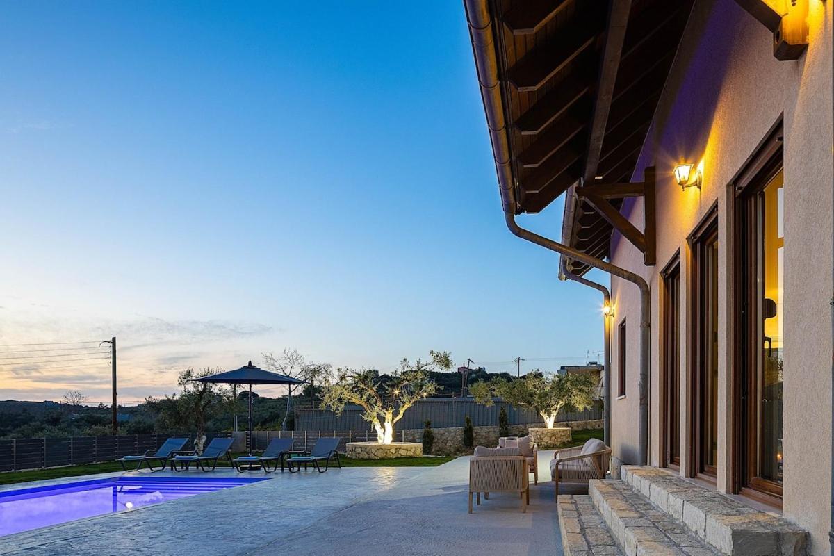 Olive Garden Villa Chania Chrissi Akti Chania Exterior foto